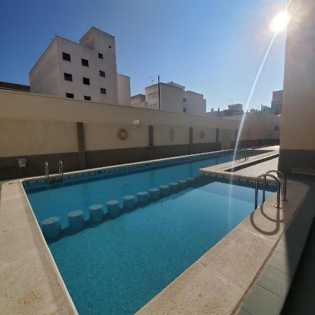 Appartement Proche Plage Avec Piscine En Centre Ville Torrevieja Dış mekan fotoğraf